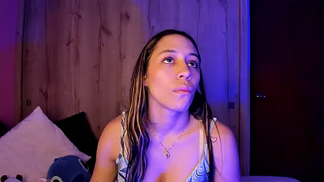 TANIA 06 online show from April 2026 01:13:02 PM