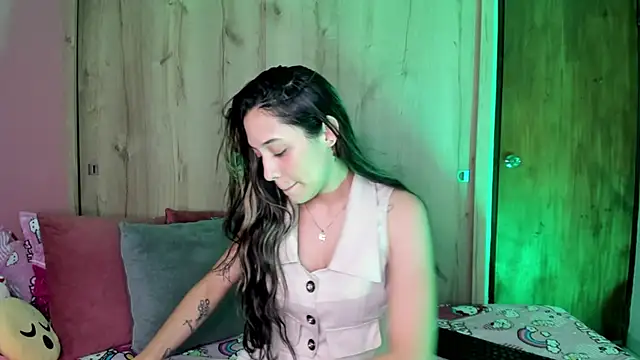 TANIA 06 online show from May 2026 08:50:02 PM