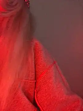 Snapshot of Blondie_Sofia_Essexbabe chatting on March 2026 05:59:01 PM Blondie Sofia Essexbabe online show from March 2026 05:59:01 PM