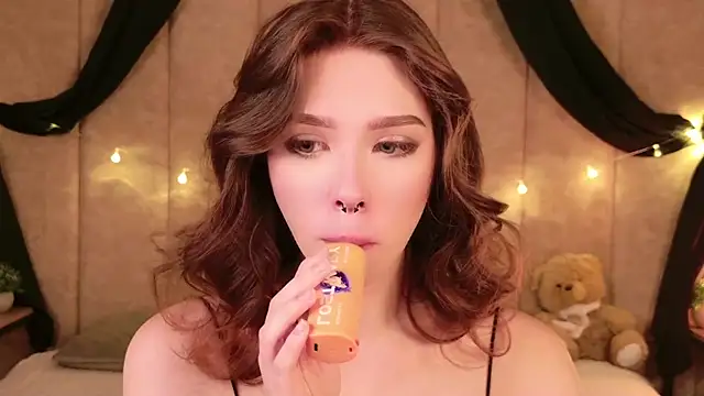 Sierra Fane online show from October 2025 05:58:02 AM