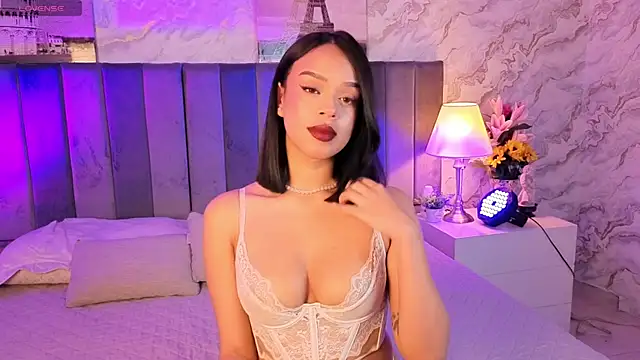 LiaHilton2 online show from May 2026 03:45:02 AM