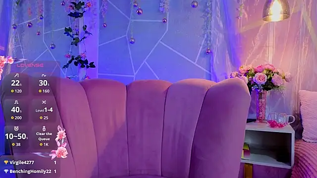 EmmyCortez online show from April 2026 11:49:01 AM