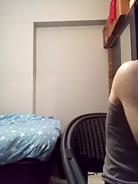 raskolnikovw online show from February 2026 05:05:02 PM