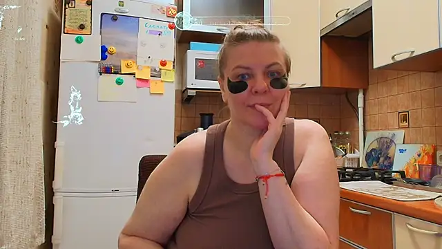 VeronikawGold online show from May 2026 11:02:01 PM