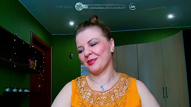 Snapshot of VeronikawGold chatting on June 2026 08:00:02 PM VeronikawGold online show from June 2026 08:00:02 PM