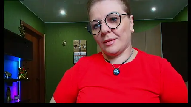 Snapshot of VeronikawGold chatting on July 2026 06:36:01 PM VeronikawGold online show from July 2026 06:36:01 PM