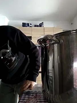 andreiiiii2025 online show from February 2026 11:37:02 AM