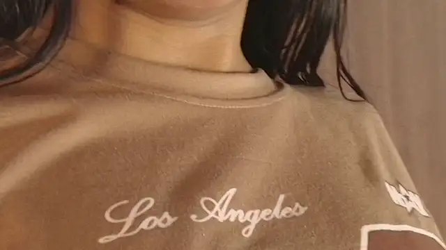 emily sweett24 online show from December 2025 12:32:02 PM