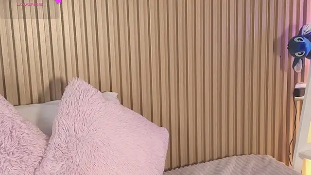 emily sweett24 online show from March 2026 12:22:01 PM