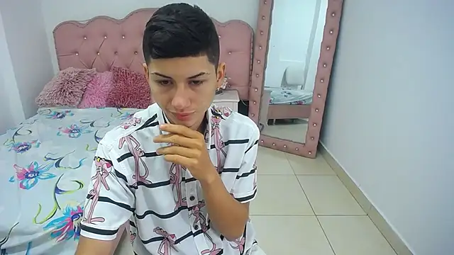 katty And alex online show from March 2025 12:01:02 PM