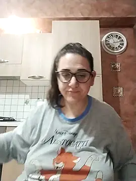 Snapshot of Dolcecurvy chatting on February 2026 10:15:01 PM Dolcecurvy online show from February 2026 10:15:01 PM