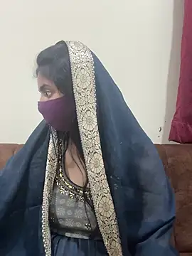 Dishasarmaa05 online show from February 2025 04:48:02 PM