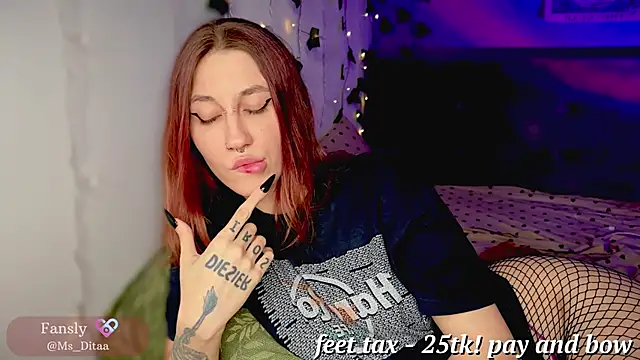 Snapshot of Dita_Redrum chatting on September 2025 11:37:02 PM Dita Redrum online show from September 2025 11:37:02 PM