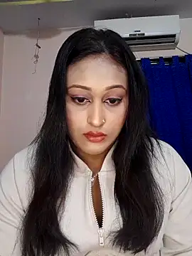 hotlovr online show from March 2025 02:44:02 PM