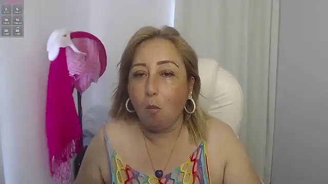 Snapshot of Mature_2025 chatting on February 2025 04:57:01 PM Mature 2025 online show from February 2025 04:57:01 PM