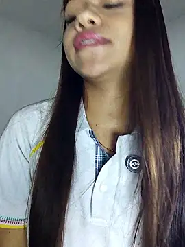 Snapshot of sophia_ramirez12 chatting on June 2026 04:10:02 AM sophia ramirez12 online show from June 2026 04:10:02 AM