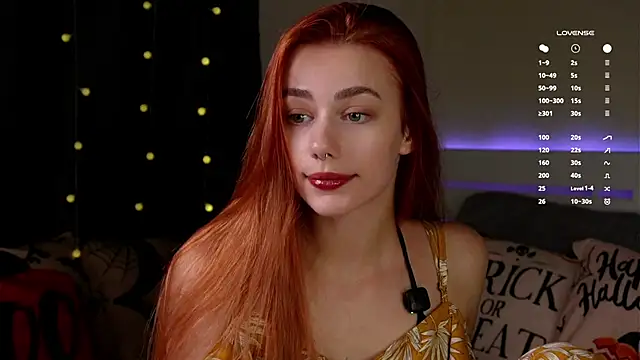 EmilaMills online show from November 2025 11:07:02 PM