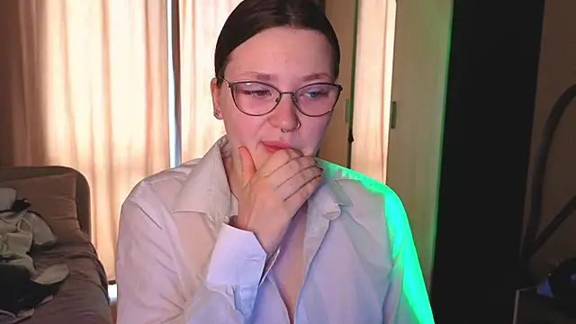 milliedoll online show from April 2026 06:46:01 AM