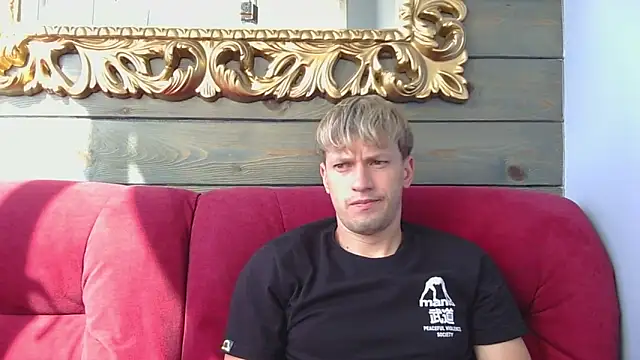 Snapshot of frama666 chatting on September 2025 11:45:02 AM frama666 online show from September 2025 11:45:02 AM