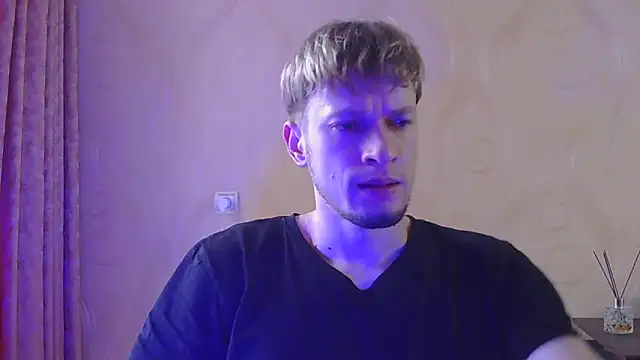 Snapshot of frama666 chatting on November 2025 09:59:02 AM frama666 online show from November 2025 09:59:02 AM