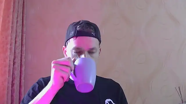 Snapshot of frama666 chatting on November 2025 12:49:02 PM frama666 online show from November 2025 12:49:02 PM