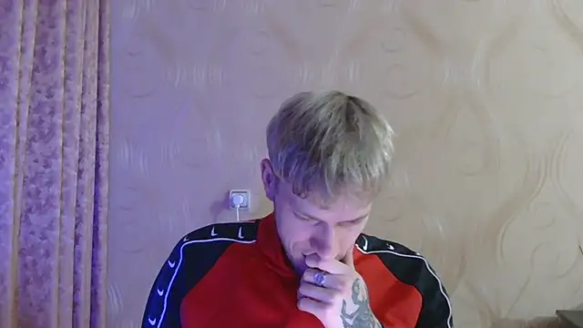 Snapshot of frama666 chatting on February 2026 09:21:01 PM frama666 online show from February 2026 09:21:01 PM