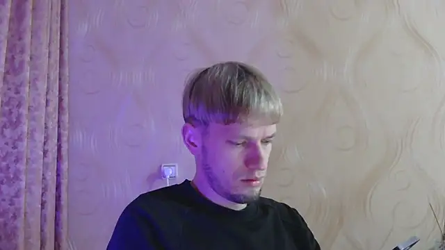 Snapshot of frama666 chatting on February 2026 09:33:01 PM frama666 online show from February 2026 09:33:01 PM