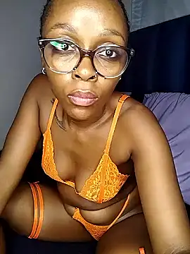 Snapshot of xxTatiannaxx chatting on May 2026 10:07:01 PM xxTatiannaxx online show from May 2026 10:07:01 PM