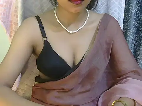 Snapshot of Cute_Pihu01 chatting on July 2026 09:19:02 PM Cute Pihu01 online show from July 2026 09:19:02 PM