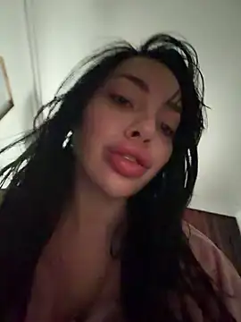 Mia Splash online show from February 2026 10:14:02 AM