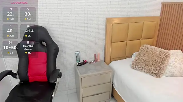 MEGANZARICK online show from September 2025 12:40:02 PM