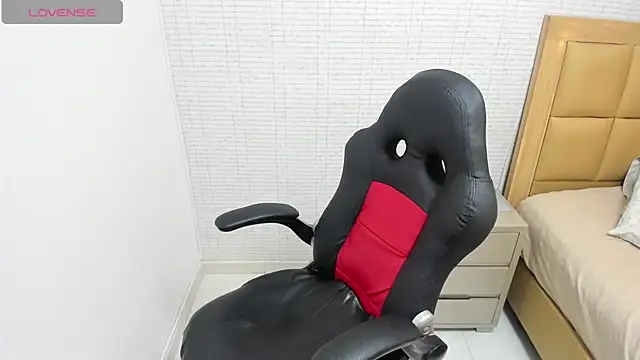 MEGANZARICK online show from September 2025 12:29:01 PM