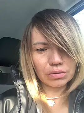Snapshot of Ella_Pearlie chatting on February 2025 10:36:02 AM Ella Pearlie online show from February 2025 10:36:02 AM