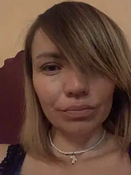 Snapshot of Ella_Pearlie chatting on March 2025 02:26:02 AM Ella Pearlie online show from March 2025 02:26:02 AM