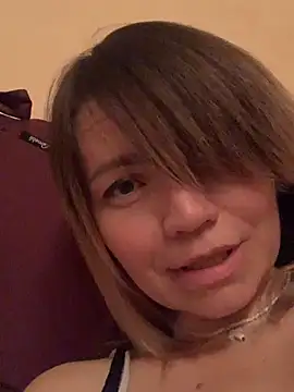 Snapshot of Ella_Pearlie chatting on March 2025 04:13:02 PM Ella Pearlie online show from March 2025 04:13:02 PM