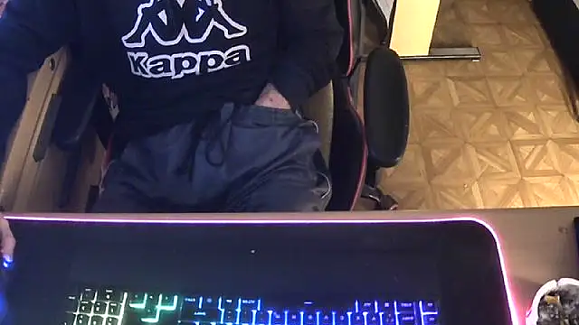 Snapshot of DerGeileLoveboy chatting on September 2025 04:58:01 AM DerGeileLoveboy online show from September 2025 04:58:01 AM