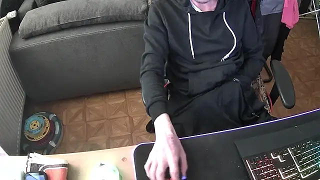 Snapshot of DerGeileLoveboy chatting on October 2025 10:59:02 AM DerGeileLoveboy online show from October 2025 10:59:02 AM