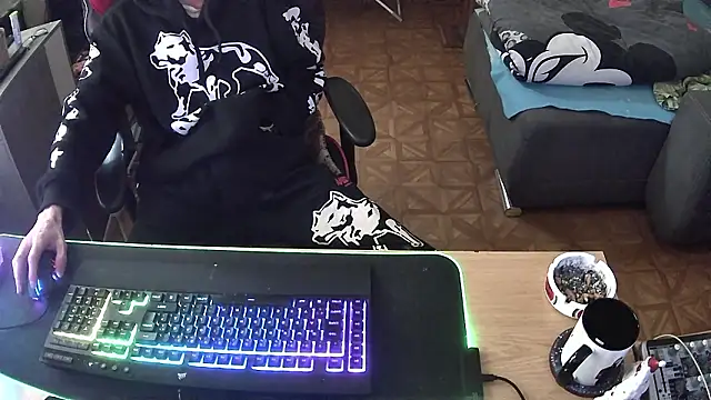 Snapshot of DerGeileLoveboy chatting on January 2026 12:21:01 PM DerGeileLoveboy online show from January 2026 12:21:01 PM