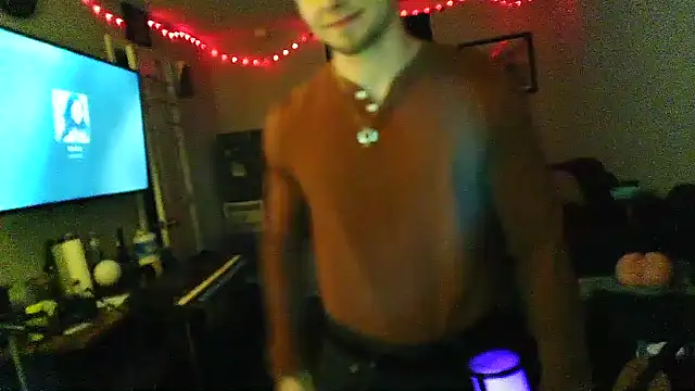 JCstrings online show from February 2025 08:39:01 AM