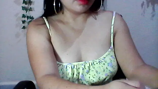 Snapshot of shashel5 chatting on March 2026 08:10:02 AM shashel5 online show from March 2026 08:10:02 AM