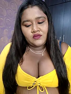 Snapshot of horny_diana chatting on June 2026 05:25:01 PM horny diana online show from June 2026 05:25:01 PM