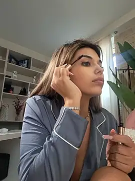 Snapshot of Bella_Posh chatting on January 2026 07:55:01 AM Bella Posh online show from January 2026 07:55:01 AM