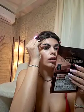 Snapshot of Bella_Posh chatting on February 2026 03:55:01 PM Bella Posh online show from February 2026 03:55:01 PM