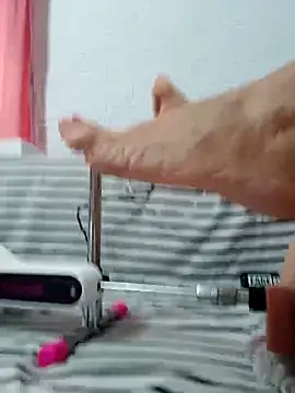 Ramona870 online show from October 2025 10:40:02 AM