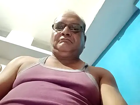 longsexji online show from March 2025 05:58:02 PM