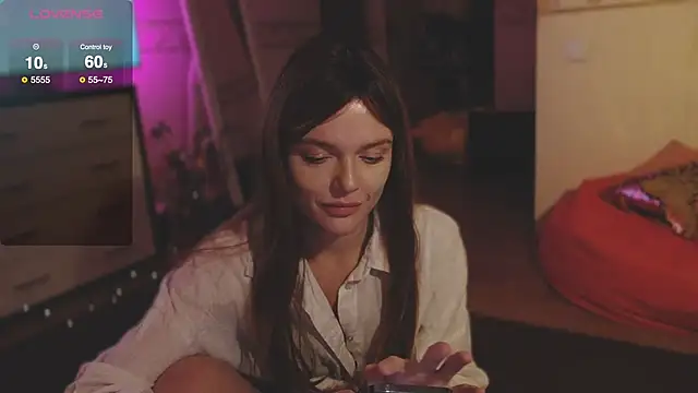 CherryRed Girl online show from February 2025 12:41:01 AM