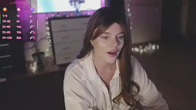 CherryRed Girl online show from September 2025 09:36:02 PM