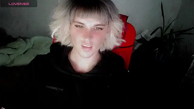 hellenspellman online show from September 2025 04:28:01 PM