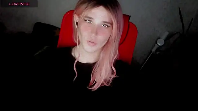 hellenspellman online show from October 2025 03:11:01 PM