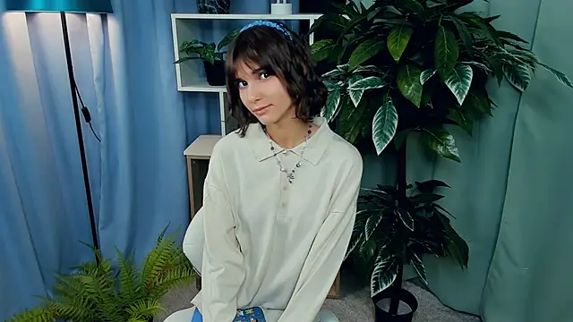 Snapshot of SibleyBurner chatting on February 2025 12:48:02 PM SibleyBurner online show from February 2025 12:48:02 PM